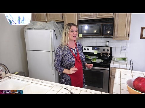 ❤️ Stepmom milking him in the kitchen before his date. ☑ Anal porn at en-gb.sexygirlspics-com.ru ❌️❤